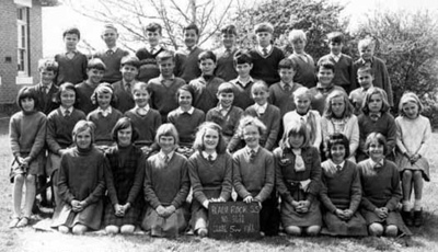 Black Rock State School No. 3631, Grade 5W, 1966; 1966; P8480