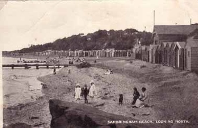 Sandringham Beach, looking north; c. 1920; P2765