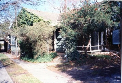 379 Balcombe Road, Beaumaris; Larson, Janet; 1994 Aug. 11; P11485