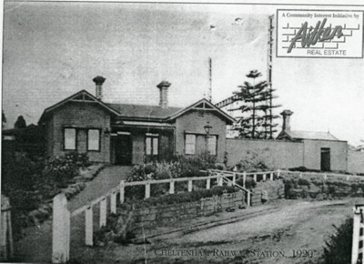 Cheltenham railway station; Aitken Real Estate; 1920; P7733