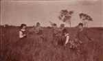 Gathering bunches of wild heath at Black Rock; 1925; P2867