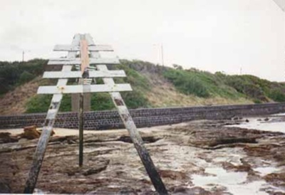 The Measured Mile on Beaumaris foreshore; 1997; P2983