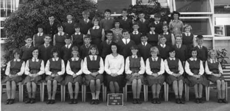 Highett High School Form 1A, 1967; 1967; P8662 | eHive