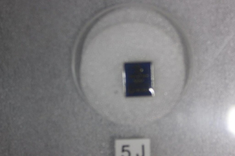 Lapel Pin 1 Metal Enamelled Blue Telstra Olympic Games 00355 