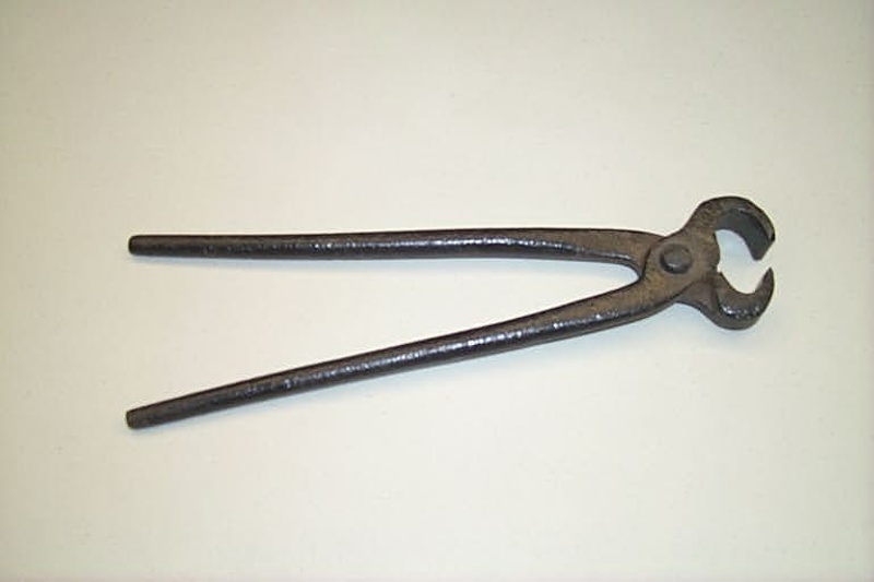 Horse shoe nail puller,Large (1),; 00237_Prop eHive