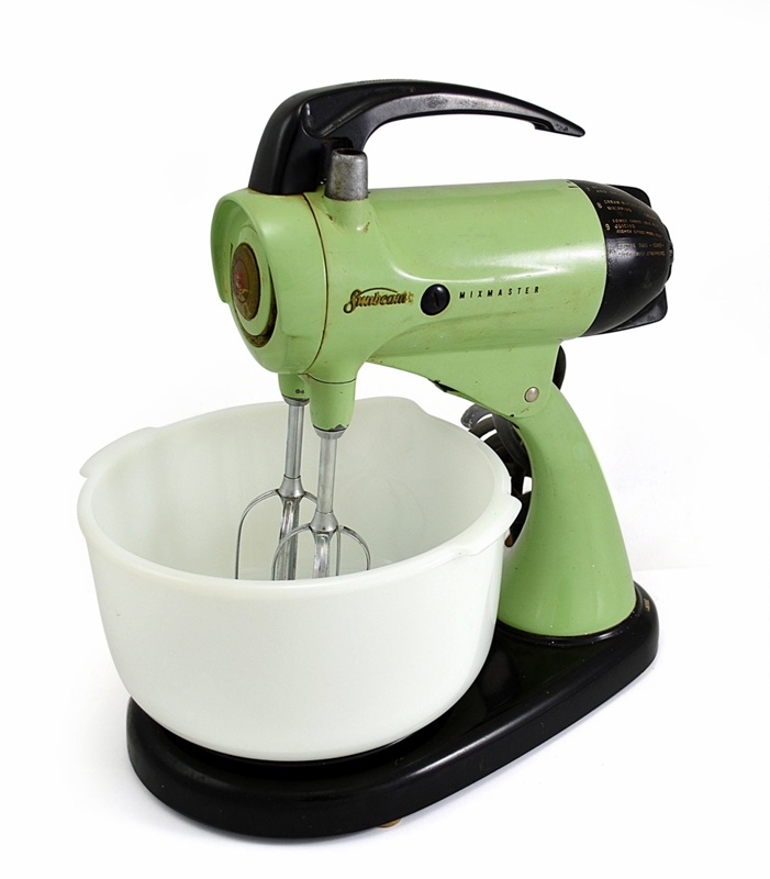 Buy Vintage Sunbeam Mixmaster Power Plus 12 Speed Mixer With Small & Large  Clear Glass Mixing Bowls Online in India 