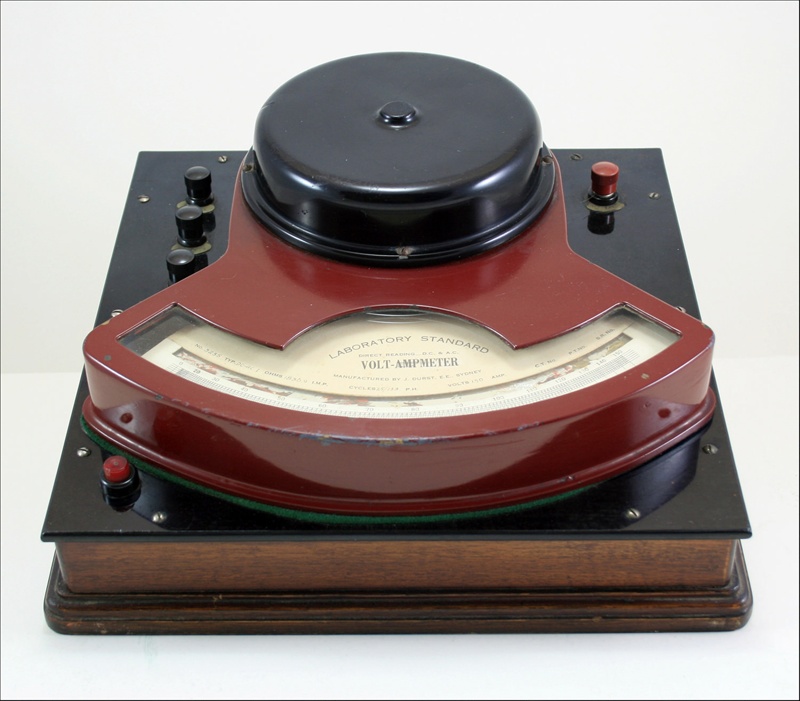 DURST VOLTMETER - LABORATORY STANDARD - DIRECT READING, C1935; Durst ...